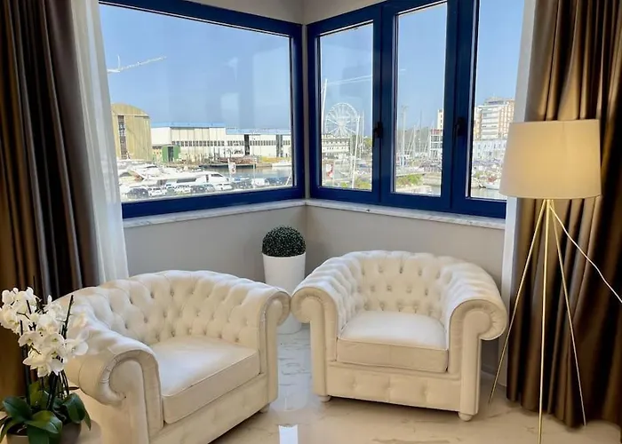 Darsena Luxury Апартаменти В'яреджо