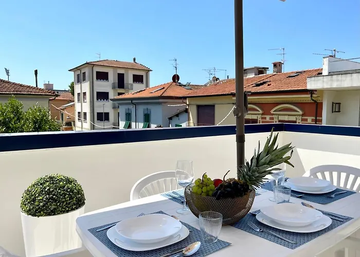 Darsena Luxury * В'яреджо